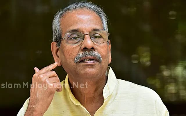 ആണ്ടിലൊരിക്കലെങ്കിലും ഈ മഹാഗ്രന്ഥങ്ങള്‍ ഒരാവൃത്തിയെങ്കിലും വായിക്കാറുണ്ട്