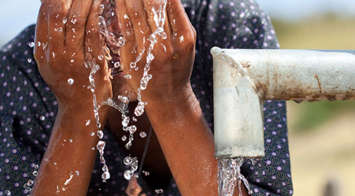 ജലവിതരണത്തിലെ ആത്മീയതയും രാഷ്ട്രീയവും