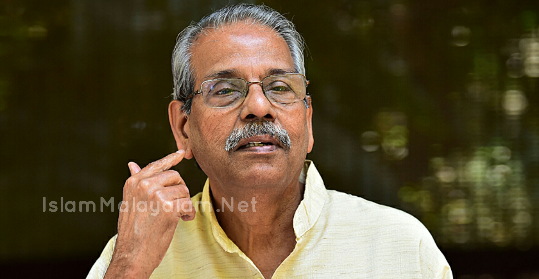 ആണ്ടിലൊരിക്കലെങ്കിലും ഈ മഹാഗ്രന്ഥങ്ങള്‍ ഒരാവൃത്തിയെങ്കിലും വായിക്കാറുണ്ട്